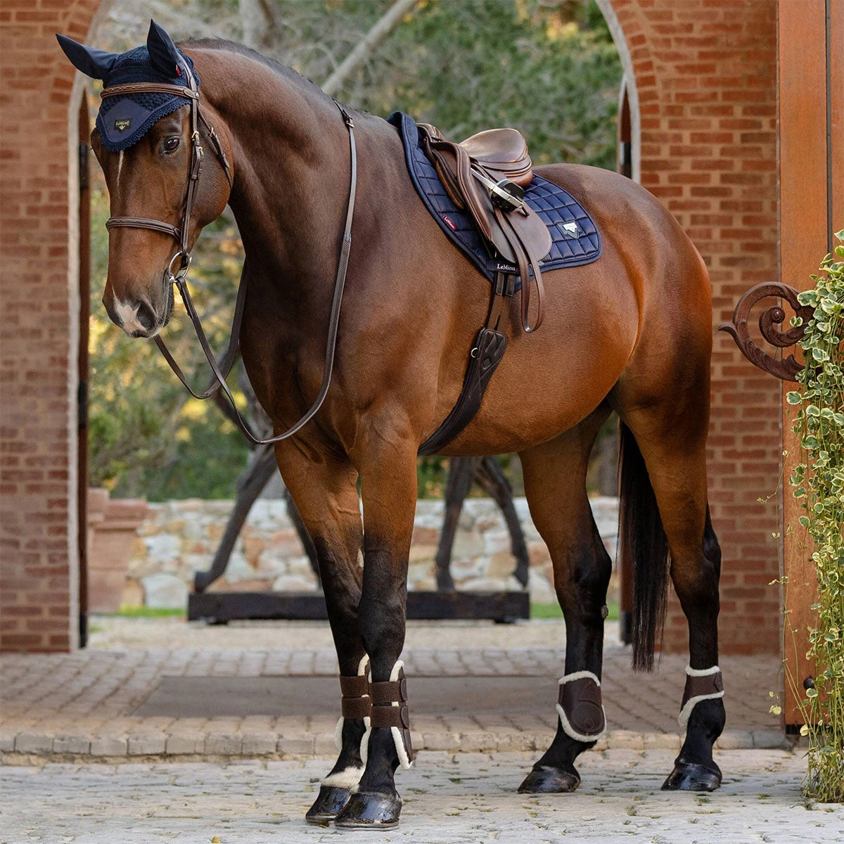 LeMieux Loire Satin Close Contact Pad 6 LeMieux Loire Satin Close Contact Pad - Image 4