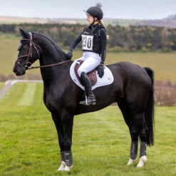 LeMieux Self Cool Close Contact Pad -Lemieux Shop it01252 j c1172 alt1